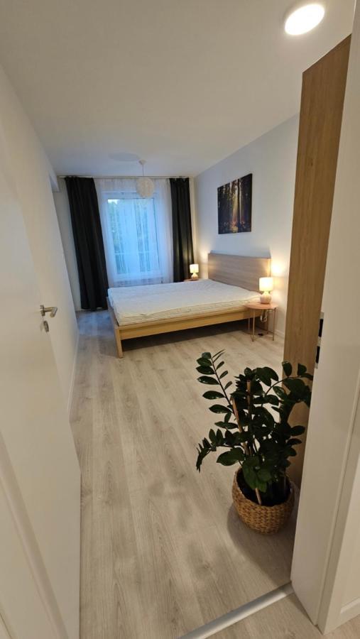 2 Room Apartment With Terrace, 2Ak Bratislava Exterior foto